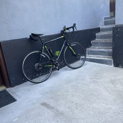 Cannondale Road Bike