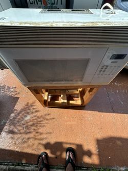 Over The Range Microwave. Works Great 👍 