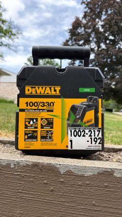 Dewalt self leveling cross line laser