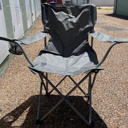 Collapsible Steel frame chair With Cup holder!