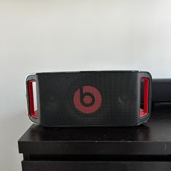 Dr. Dre Beatbox Portable Bluetooth Speaker