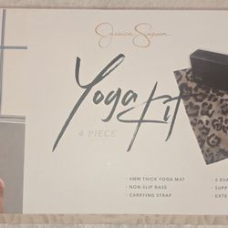 Yoga Mat Set *BRAND NEW*