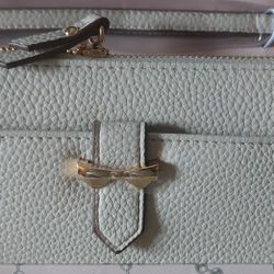 Anne Kline Chalk Zip Wallet w/Wristlet (NWT)