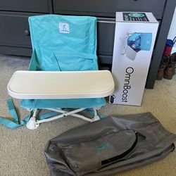 Hiccapop OmniBoost portable highchair