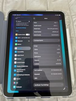 Apple iPad 10th Generation 64GB Wi-Fi — Flawless Condition