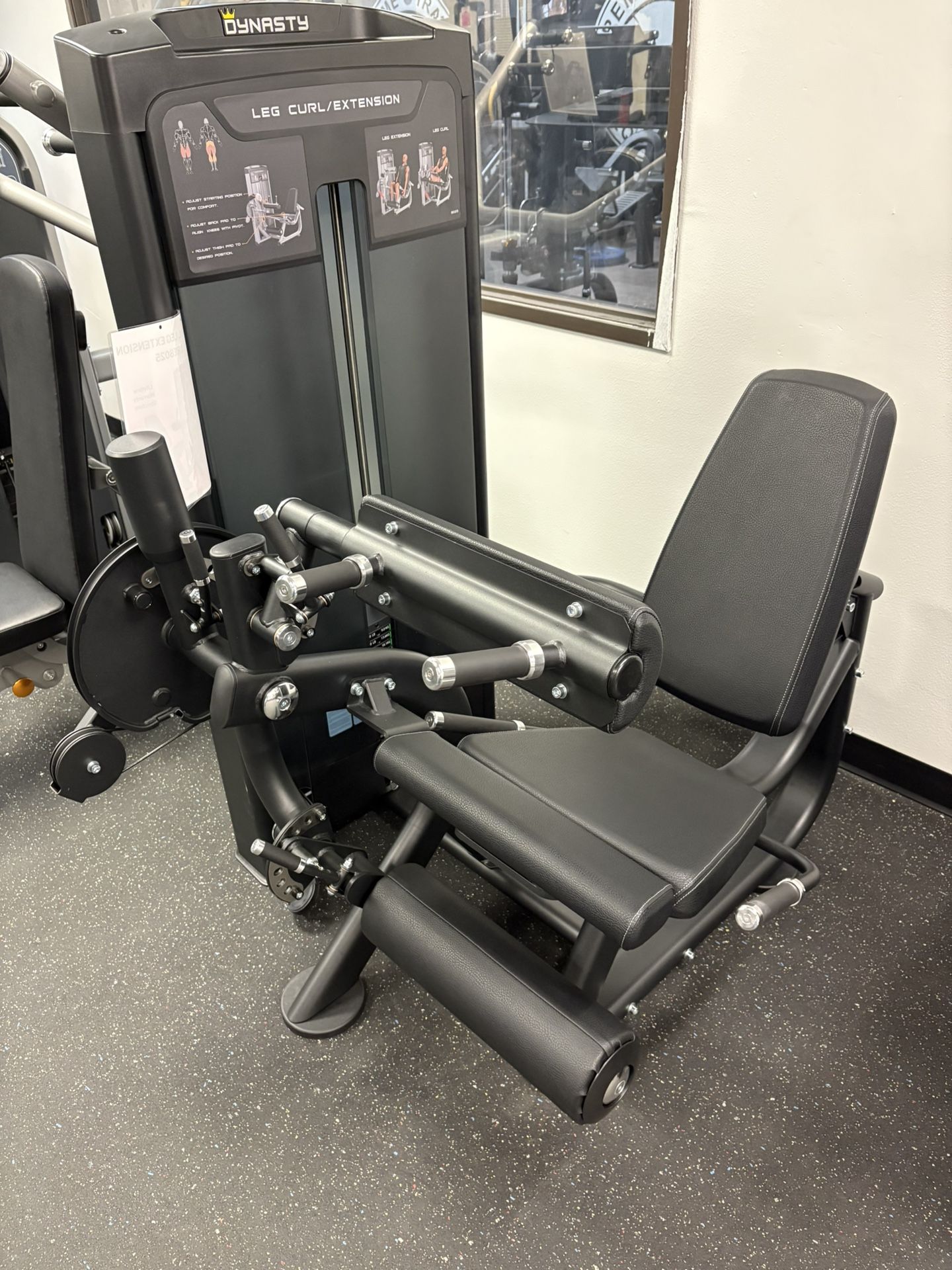 Leg Curl Leg Extension - Selectorized