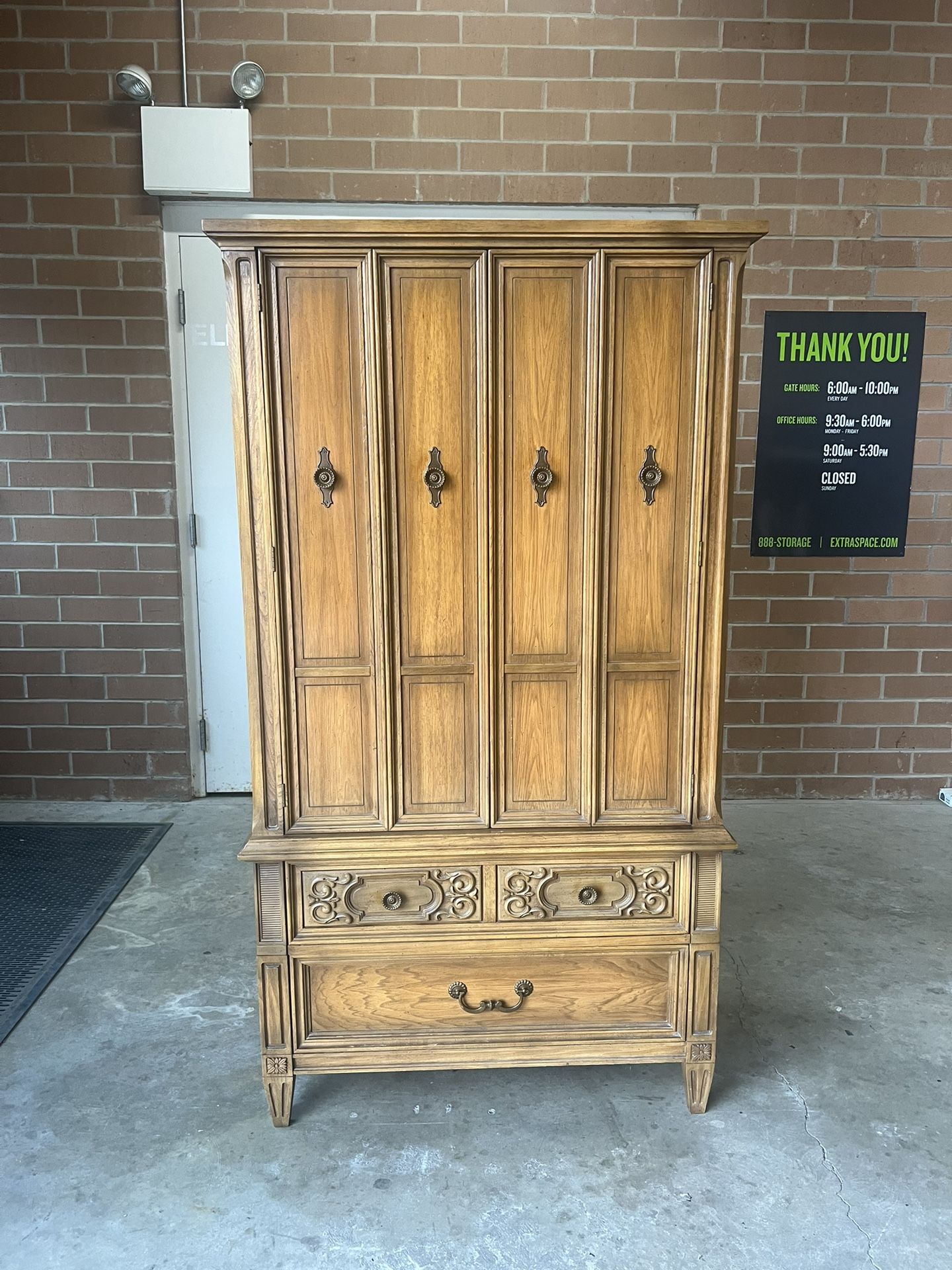 Armoire Wardrobe/ Dresser