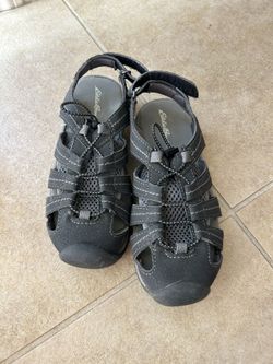 Eddie Bauer youth sandals 