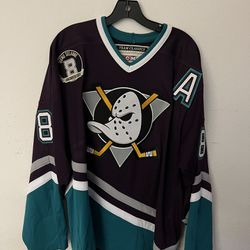 Anaheim Ducks Third Jersey for Sale in Anaheim, CA - OfferUp