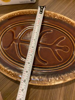 Hull drip glaze mid century modern serving plate. Bakeware. Gorgeous! 7th & Tbird Thumbnail
