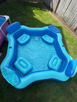 Wading pool