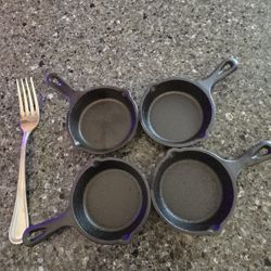 Cast Iron Dessert Pans
