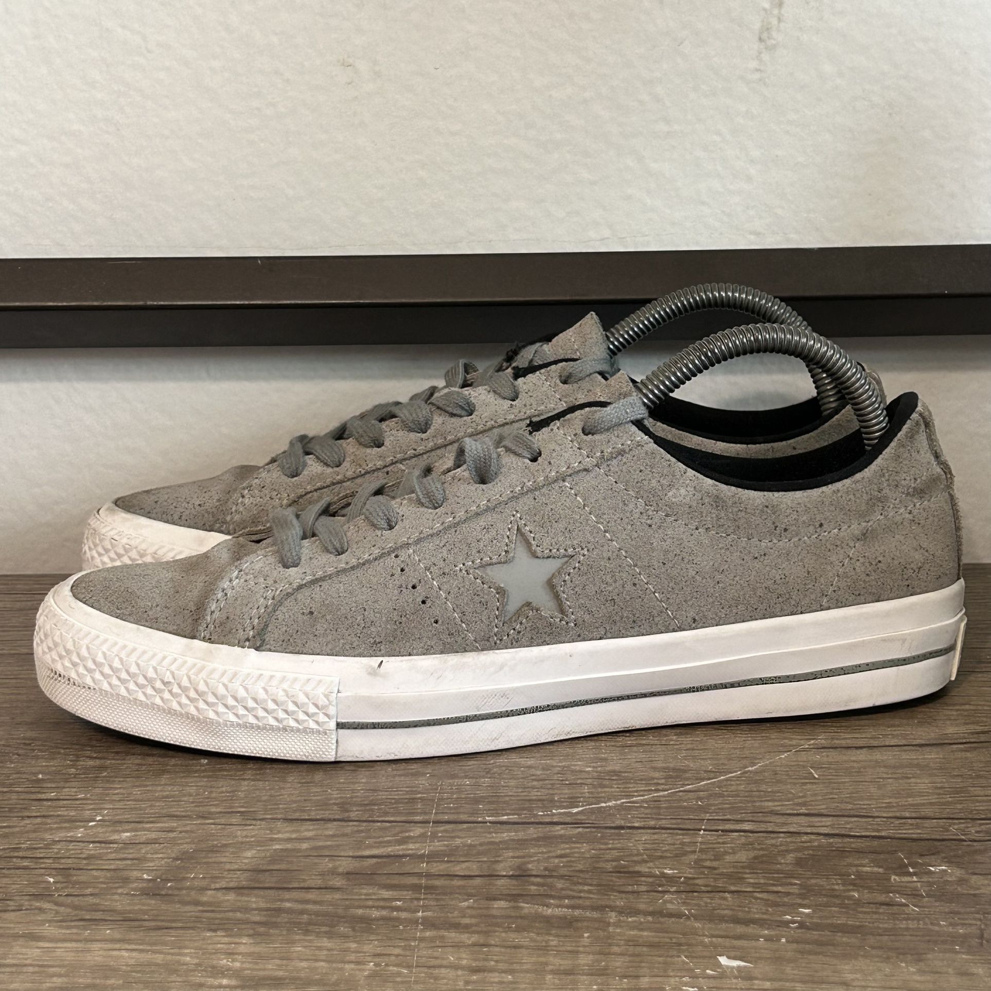 Converse One Star Pro Women’s Shoes Size 9