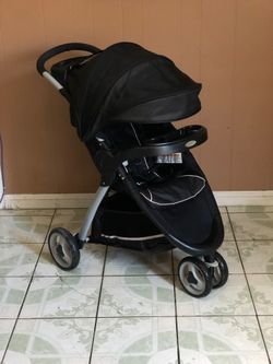 LIKE NEW GRACO FAST ACTION JOGGING STROLLER!!!!