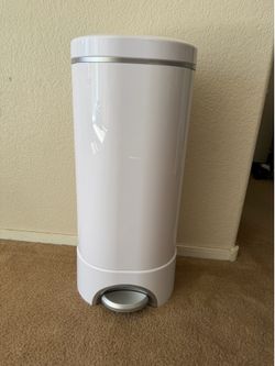 Munchkin Step Diaper Pail