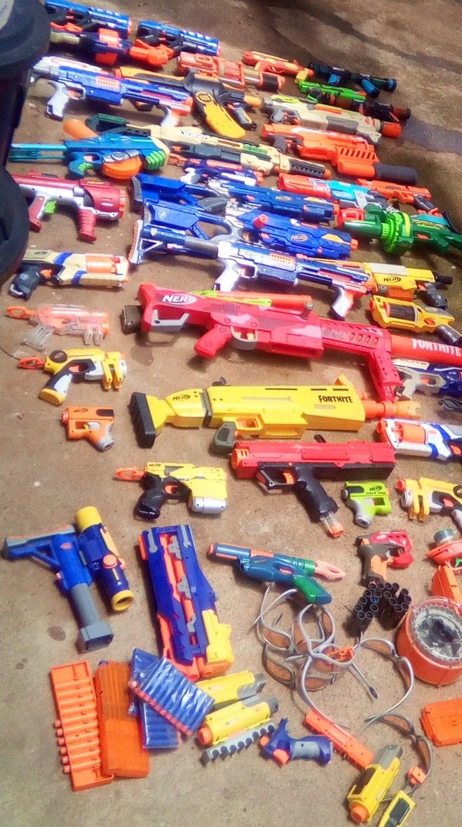NERF Blaster Collection (LOT)
