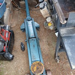 Lincoln 4 Ton Floor Jack