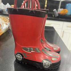 Kids Rain Boots Size 7c