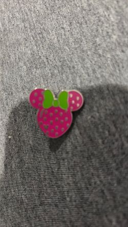 Strawberry Mickey Disney pin
