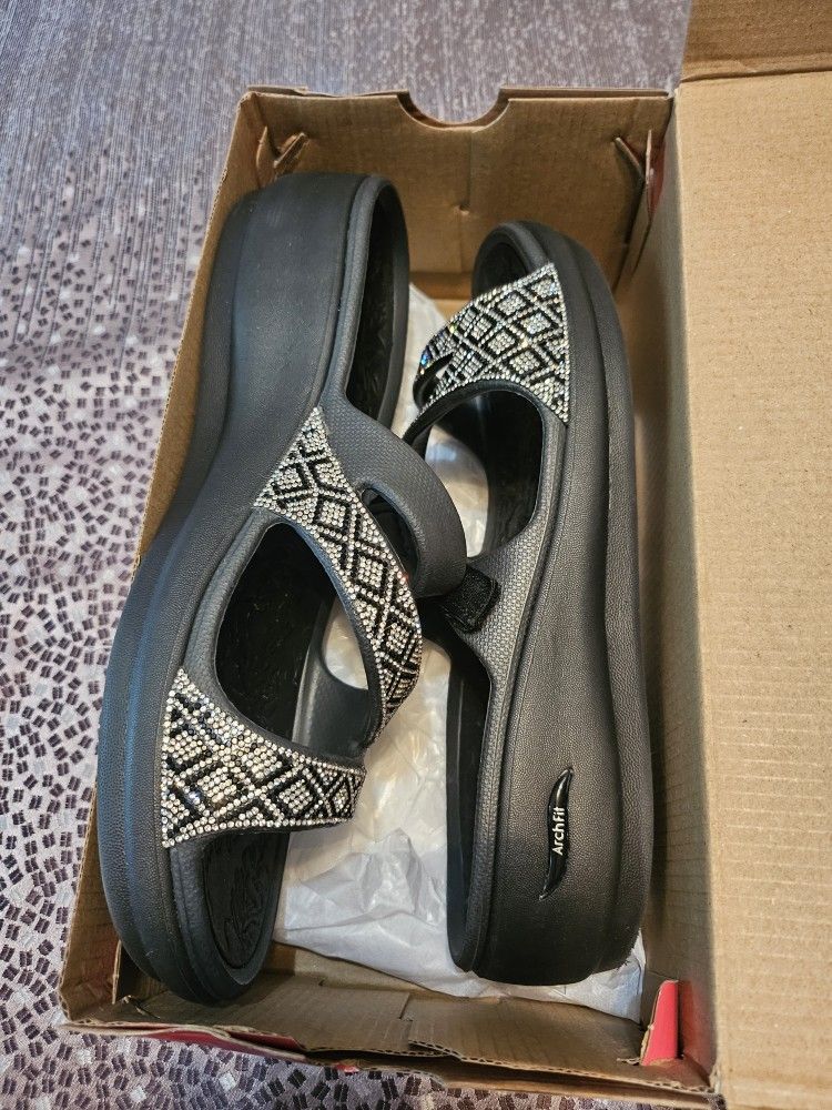 Woman Skechers Sandals Side # 9