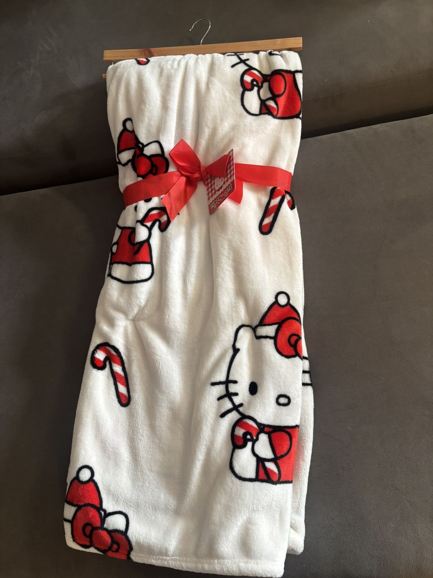 Hello Kitty Blanket