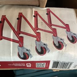 Scaffolding Outriggers With Casters