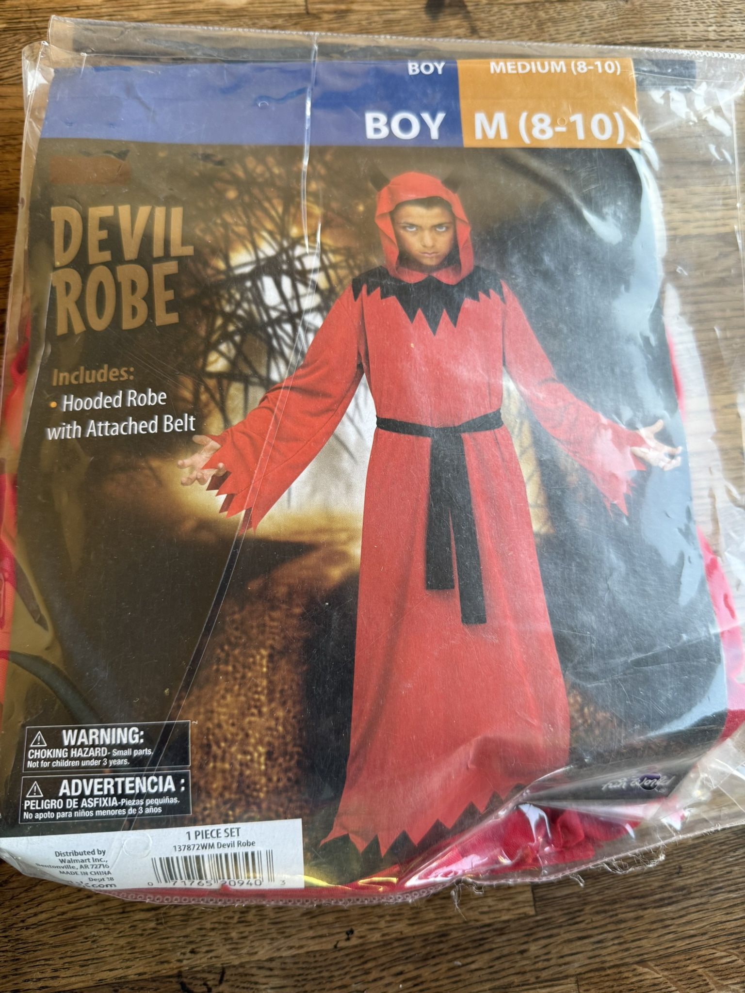 New Devil Robe Boy Halloween Costume Size (M) $5