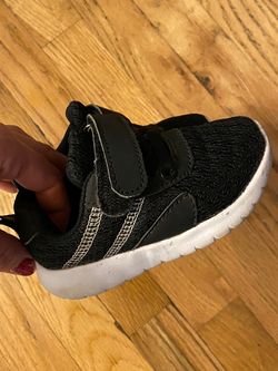 Toddler 7 Black Tennis Shoes- Worn Once