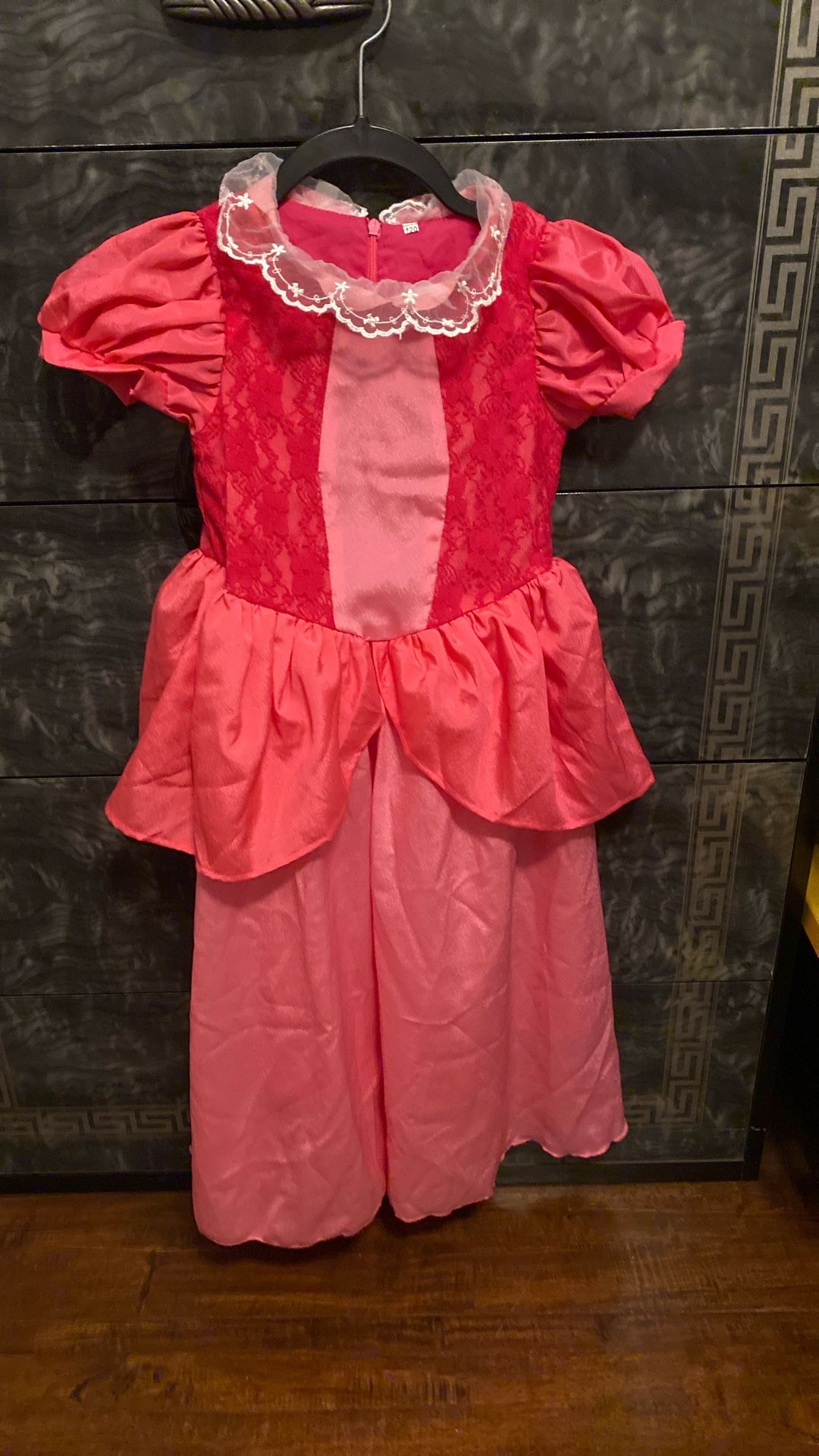 Costume Dress Size Small (5/6)