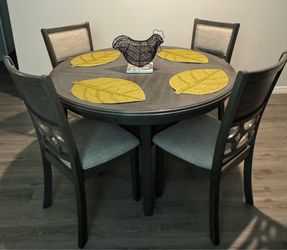 Gray Round Dining Table Set with 4 Chairs – Very Good Condition