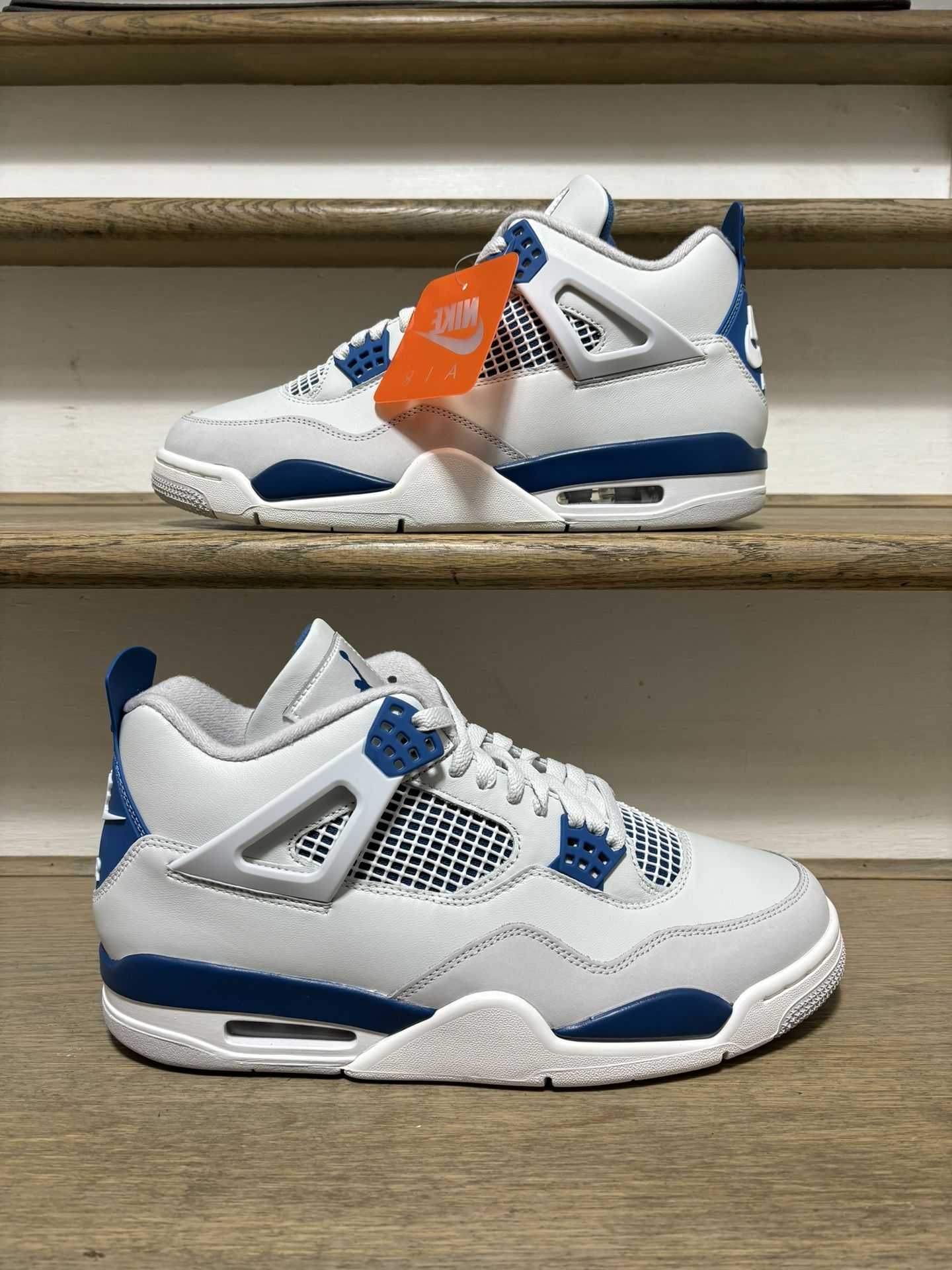 Air Jordan 4 Military Blue 