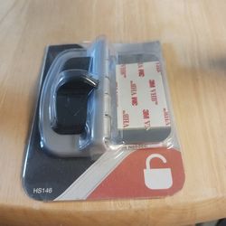 Oven door safety lock