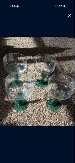 Glass cups