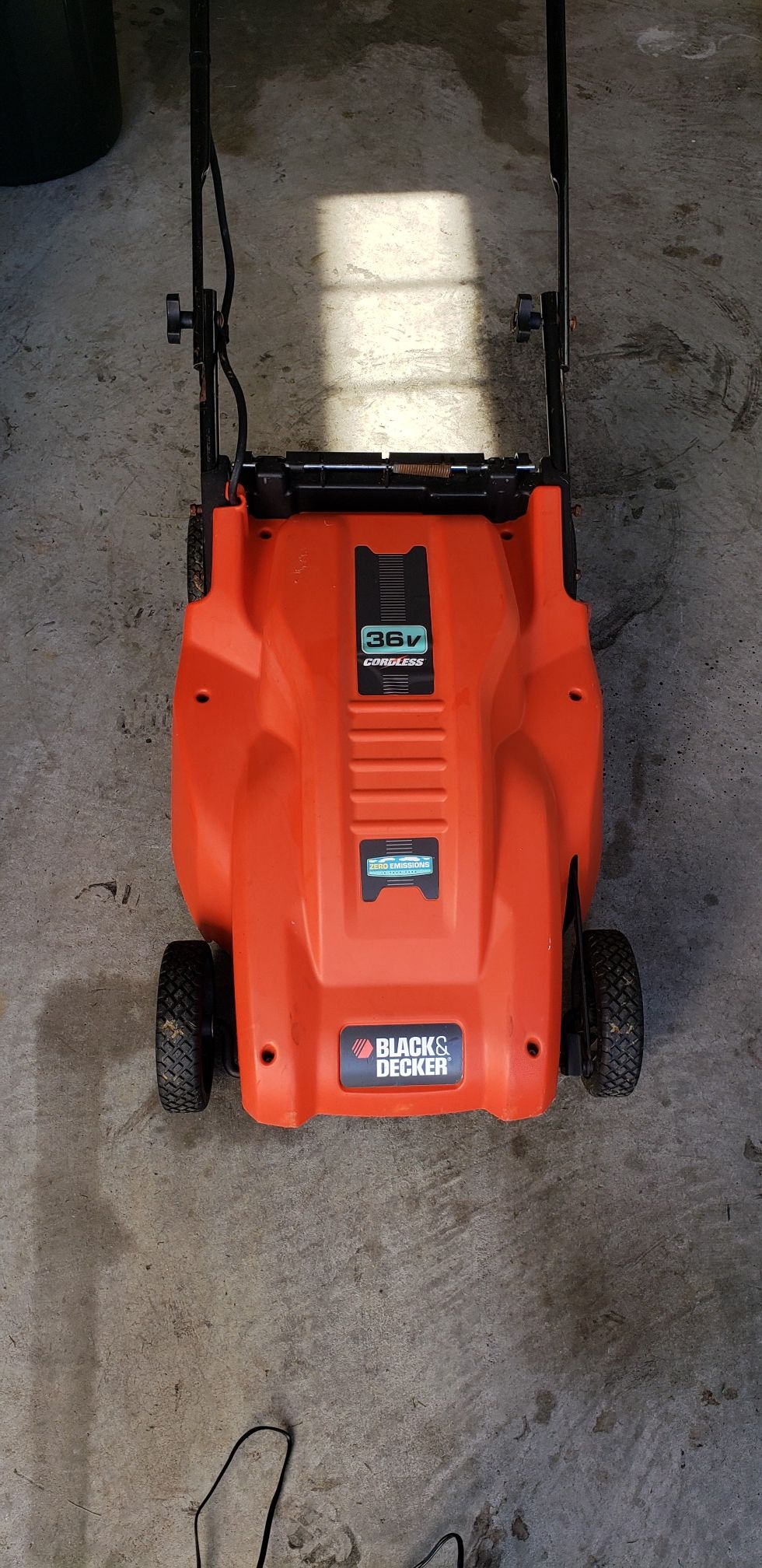 36V Black and Decker Cordless Lawn mower