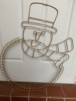 Christmas metal hangings (4 different ones)