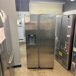 🔥SAMSUNG STAINLESS STEEL REFRIGERATOR WITH ICE MAKER AND WATER DISPENSER🔥