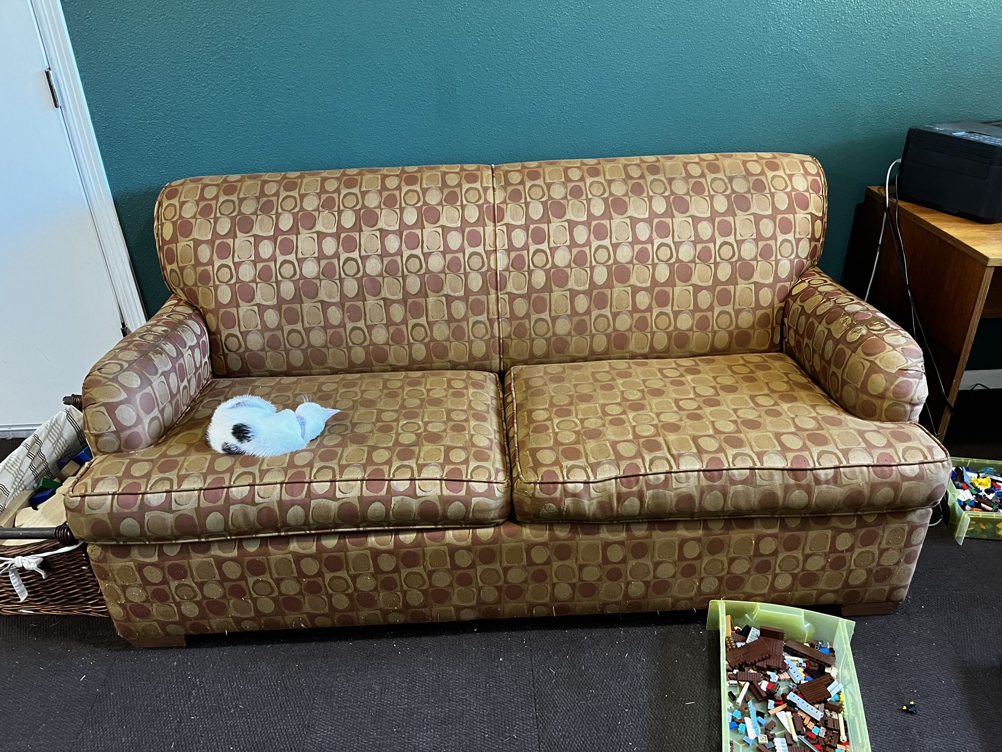 Free pullout couch