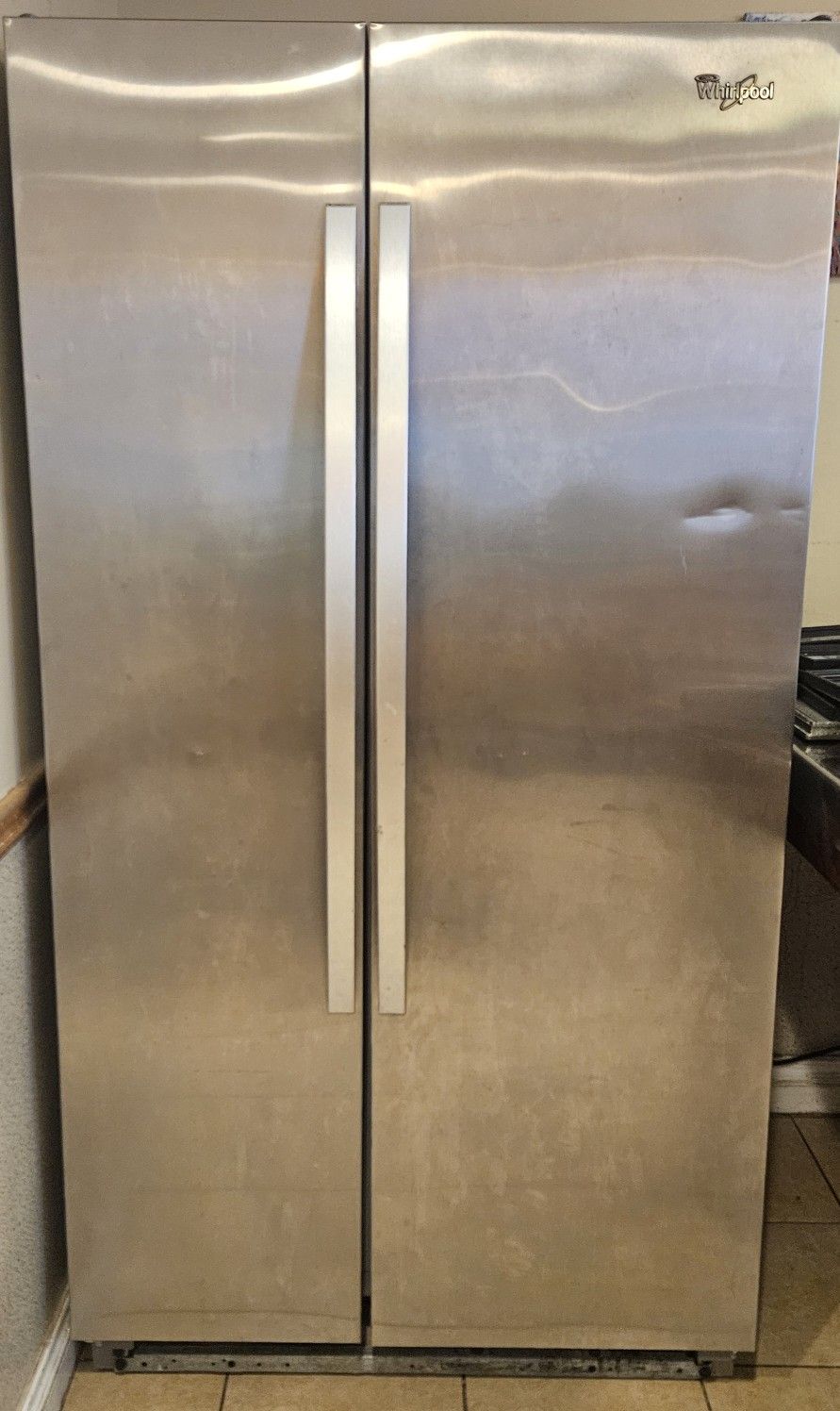Whirlpool Fridge/Freezer (Side By Side)