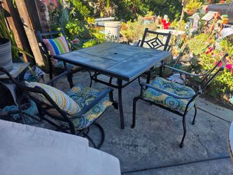 Title
​5-Piece Cast Aluminum Patio Set – Hampton Bay Square Table & 4 Woodard Chairs with Cushions