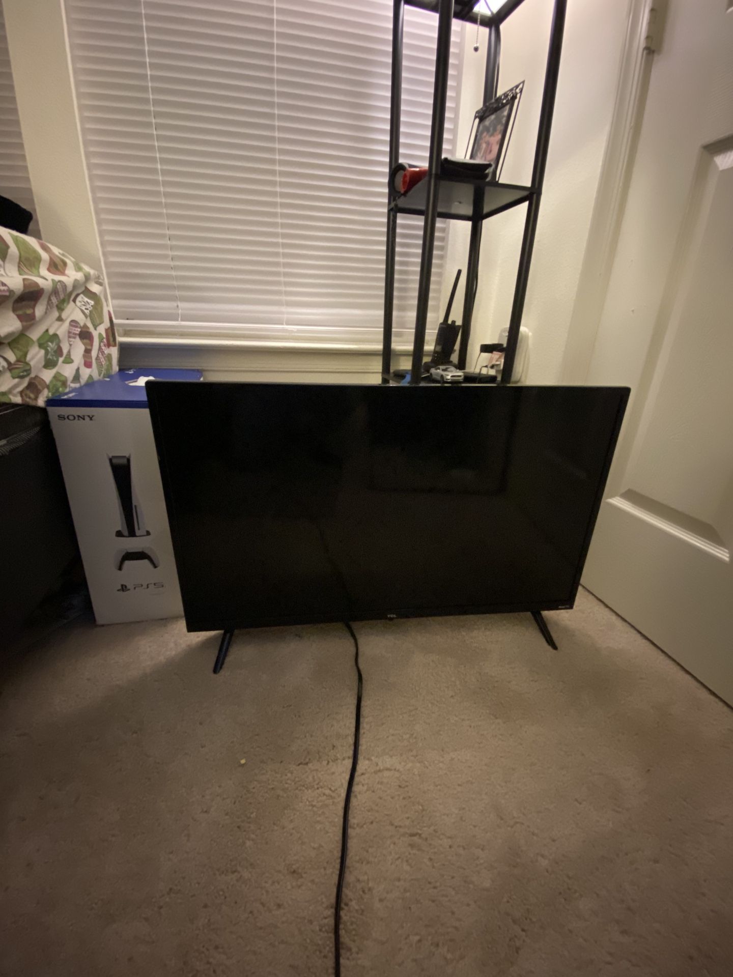 32” Tcl Roku Tv