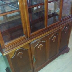 China Cabinet And Dining Table 