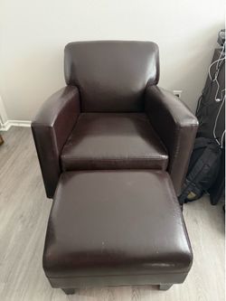 Leather Chair Set