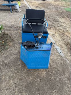 Golf cart