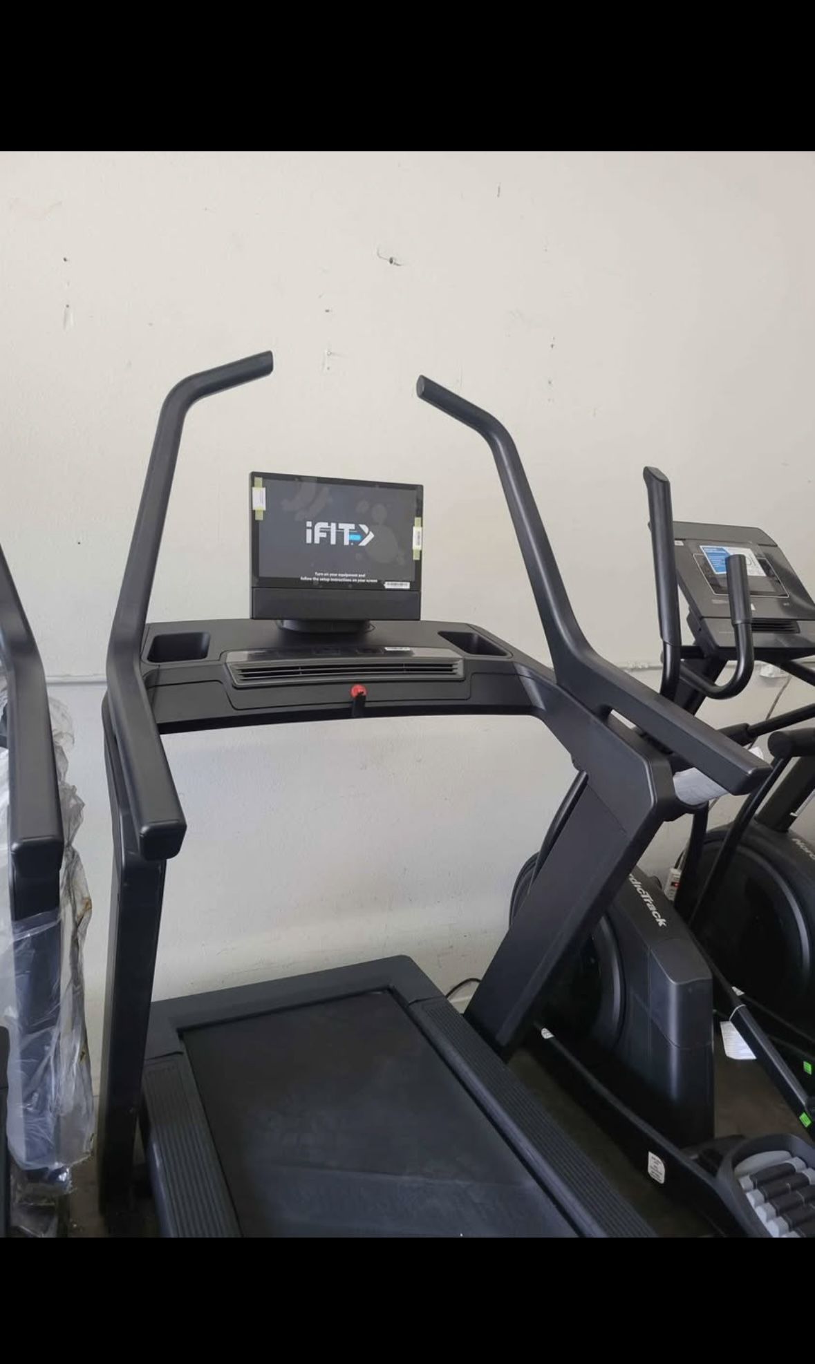 Nordictrack X16 treadmill (2025 Model) FREE 1 Yr Extended Warranty! Holiday Sale