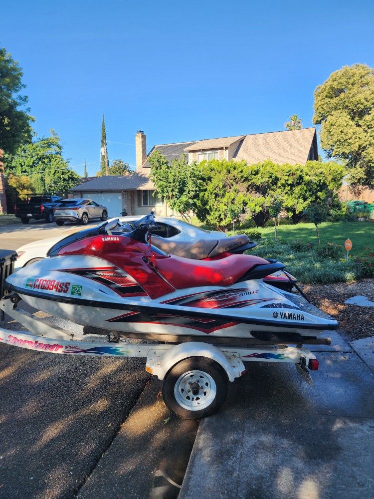 2004 Yamaha and Seadoo Gtx 800 and Gp 800