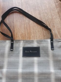 Sina Pearson Tote Bag