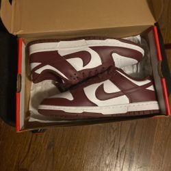 Nike Dunk Low Retro 