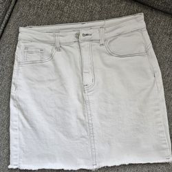 Women's Skirt--Size Medium 