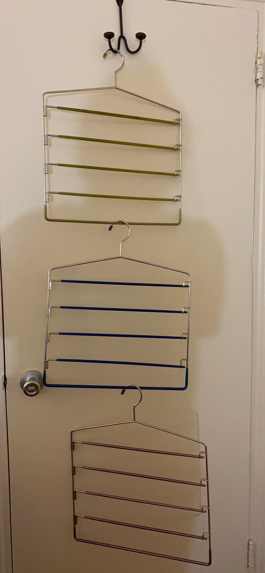 3 Hangers Organizers