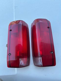 92-96 Ford F-150 Original Tail Lights